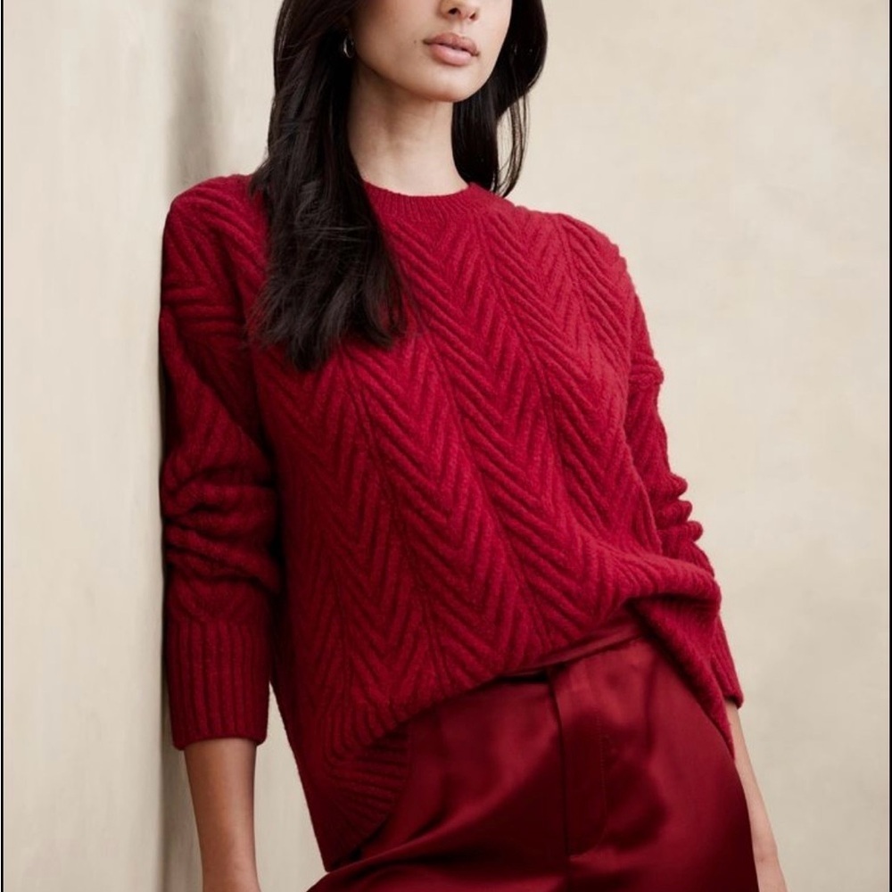 Banana Republic Red Cashmere Blend Sweater XS Oversized Cable Knit Romantic Soft - Picture 1 of 6